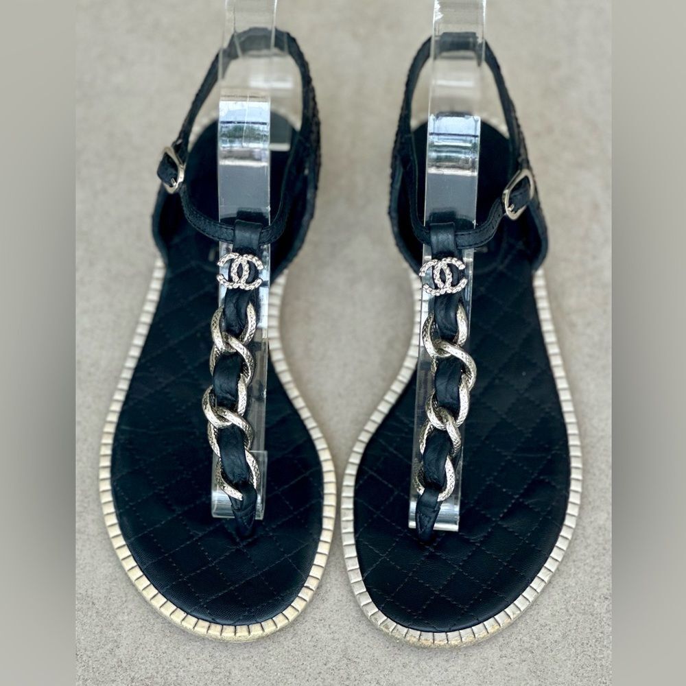Chanel CC Logo Chainlink Quilted Black Leather Flat Ankle T- Strap Sandals Sz 37